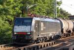 �berraschender Sonntagsfahrer, MRCE Dispolok ES 64 F4-110/E 189-110 (91 80 6189 110-0 D-DISPO, Bj.2009) angemietet von CTL mit Leerzug Kesselwagen Richtung Schwedt �ber Bernau am Abend des 01.08.10