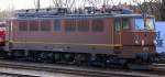 Die Potsdamer Eisenbahngesellschaft liebt die alten Loks aus Ost und West, darum hat sie jetzt auch einige der alten Holzroller der BR 142 von DP angemietet, hier DP 62 (91 80 6142 042-1 D-EGP)