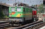 EGP DP 60 (91 80 6142 128-0 D-EGP) am Haken von 212 024-4 (92 80 1212 024-4 D-EGP) am 04.05.12 Berlin Greifswalder Str.