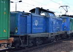 EGP 140 838-4 mit EGP 212 279-4 und Containerzug am Haken am 20.04.17 Bf. Flughafen Berlin-Schönefeld.