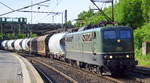 EGP/SRI 151 124-5 mit einem Güterzug für Zement-Staubprodukte am 20.06.17 Durchfahrt Bf. Hamburg-Hafen.