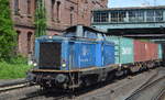 EGP 212 272-9 mit einem Übergabe-Containerzug am 20.06.17 Bf. Hamburg-Harburg.