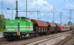 EIB 22 (293 025-3) bei einer Überführung eines fabrikneuen vierteiligen STADLER FLIRT für die DB Regio (428 506-8) am 26.08.14 Bhf.
