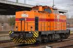Sch�nefeld ist mit Geduld immer noch f�r �berraschungen gut, diesmal die EKO-Trans/Arcelor Mittal V100.4 Lok 65 (98 80 3293 065-9 D-EKO, LEW Bj.1983) am 15.02.12 Bhf.
