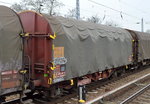 Französischer Drehgestell-Flachwagen mit Schiebeplane mit der Nr.