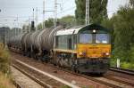 Ascendos Mietlok PB19/DE678 (266 023-6) f�r HGK t�tig mit Kesselwagenzug am 06.08.13 Berlin-Karow.