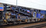 Containertragwagen mit Schüttgutförderband in dunkelblau der Fa.