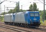 Hier noch mal von hinten, die von ITL geleaste 185 519-6 (91 80 6185 519-6 D-VCD) gezogen von der silbernen ITL Lok 185 548-5 (91 80 6185 548-5 D-ITL) am 11.07.11 Bhf.