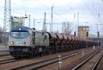 ITL Tiger 250 007-2 wider mal mit Ganzzug Sch�ttgutwagen am 04.01.12 Bhf.