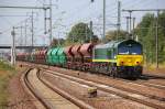 Ascendos Rail Leasinglok von ITL PB18 (92 80 1266 022-3 D-ITL) mit Ganzzug Sch�ttgutwagen f�hrt zu einer l�ngeren Pause im Bhf.
