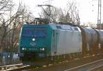 Captrain-Mietlok von ITL 185 517-0 (91 80 6185 517-0 D-CTD) mit Kesselwagenzug am 28.12.12 Berlin-Karow.