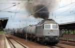 ITL W232.04 seit Ewigkeiten nicht mehr im Einsatz gesichtet, hier beim Anfahren eines Kesselwagenzuges (Benzin) im Bhf.
