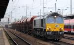 Ascendos Mietlok CB 1001 (266 106-4) von ITL mit dem t�glichen Ganzzug Sch�ttgutwagen Richtung Industrie�bergabegebiet Berlin-Nordost am 21.11.13 Bhf.