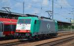 ITL E 186 242-4 bei der Durchfahrt Bhf.
