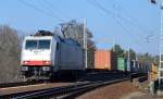 Bei der sieht man noch f�r welche EVU sie jahrelang fuhr, die ex Crossrail 185 578-2 (NVR-Number: 91 80 6185 578-2 D-ITL, Bombardier Bj.2007) nun also auch f�r ITL mit Containerzug am 16.03.16