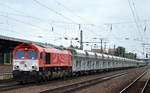 ITL 266 107-2 mit einem Schüttgutwagenzug (Kies) am 06.07.16 Durchfahrt Bf.