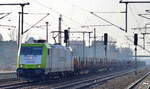 Captrain/ITL 185 650-9 mit einem Güterzug für Langschienen-Transporte (leer) am 16.02.17 Bf.