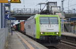 Captrain/ITL 185 517-0 mit Containerzug am 17.02.18 Bf. Berlin-Hohenschönhausen.