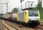 MRCE Dispolok ES 64 F4-205 (91 80 6189 205-8 D-DISPO, Siemens Bj.2006) ist nun inzwischen auch an ITL verliehen, hier mit einem Containerzug unterwegs, 12.08.10 Bhf.