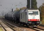CBRail Leasinglok ITL 285 108-7 (92 80 1285 108-7 D-ITL) mit einem Kesselwagenganzzug, 12.10.10 Berlin-Karow.