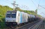 LEG mit der Railpool 185 674-9 und Kesselwagenzug am frühen Morgen des 25.05.17 Bf.