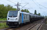 Zu diesem Zeitpunk ganz aktuell, LEG hat über Railpool die 187 304-1 [NVR-Number: 91 80 6187 304-1 D-Rpool, Bombardier Bj.2016] angemietet, hier mit Kesselwagenzug (leer) Richtung Stendell am