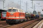 LOCON 301 (92 80 1228 656-5 D-LOCON, Bj.1967) mit Schotterzug am 29.05.10 Bhf.