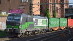 ELL Vectron 193 208-5 [NVR-Number: 91 80 6193 208-6 D-ELOC, Siemens Bj.2014]  für Lokomotion im Einsatz verlässt mit Containerzug den Hamburger Hafen am 20.06.17 Bf.