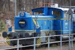MWB V 252 (98 80 3335 212-7 D-MWB, O&K Bj.1977) an der DB-AutoZug Verladestelle Berlin-Wannsee, 03.04.10