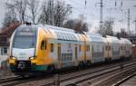 Im Display  Nicht einsteigen  ODEG ET 445.111 mal nicht als RE4 Richtung Bernau, 07.02.13 Berlin-Karow.