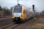 RB4 nach Rathenow mit ODEG-KISS ET 445.107, 04.01.14 Einfahrt Bhf.