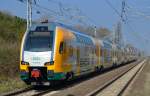 ODEG-KISS als Doppelgespann mit ET 445.105 + ET 445.100 Richtung Berlin-Lichtenberg als Dienstfahrt am 10.04.15 in Berlin-Hohenschönhausen.