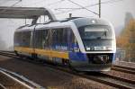 Aus dem Nebel heraus kommt VT 564 der M�rkischen Regiobahn Richtung Berlin Gesundbrunnen, 12.10.10 Berlin Pankow.