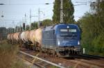 Im Moment also wohl f�r PRESS im Einsatz, mgw Kurzzeitmietlok 183 500-8 mit Ganzzug Knickkesselwagen (Kreideschlamm), 06.09.12 Berlin-Karow.