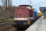 MTEG 204 311-5 (202 311-7) + 204 011-5 (203 212-6) von PRESS als Doppeltraktion vor einem Leerzug Rungenwagen f�r den Stammholztransport, 14.01.15 Durchfahrt Bhf.