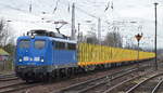PRESS 140 037-1 (140 831-9) mit Stammholz-Transportzug (leer) am 16.03.17 Berlin-Hirschgarten.