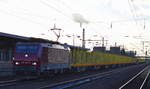 Press 189 800-6 mit Leerzug Stammholz-Transportwagen am 04.12.17 Bf.