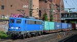 Press 140 038-0 (140 851-7) verlässt mit Containerzug den Hamburger Hafen am 20.06.17 Bf.