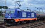 Raildox 185 419-9(NVR-Number: 91 80 6185 419-9 D-RDX, Bombardier Bj.2014) mit Ganzzug Gasdruckkesselwagen für das skw PIESTERITZ (Ammoniak-Transport) am 31.07.15 Bhf.