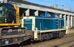 Railsystems RP mit 295 088-9 im Auftarg von Balfour Beatty wiedermal in Berlin unterwegs mit der Baumaschine DELMAG G42 hier am 18.03.15 S-Bhf.