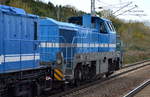 Lokzug, Spitzke SE mit ihrer V100-SP-001 (202 846-2) mit der vossloh G 18-SP-018 (92 80 4180 000-6 D-SLG) am Haken am 07.11.17 Berlin-Hohenschönhausen.