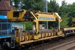 Hier ein Teil des Gleisbau-Umbauzuges  HEINRICH DER STARKE  UM-S 2001 der SLG Spitzke Logistik GmbH mit der Nr.