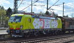 Das ist doch wirklich ein schönes Tages-Highlight, diese wunderschöne und neue Alpha Trains-Vectron für die TXL, 193 551 (91 80 6193 551-9 D-ATLU, Siemens Bj.2016) mit einem gemischten