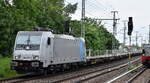 CTL Logistics GmbH, Berlin [D] mit der geleasten Railpool Lok  186 271-3  [NVR-Nummer: 91 80 6186 271-3 D-Rpool] und einem leeren Nutzfahrzeug-Transportzug Richtung Frankfurt/Oder am 22.05.26 H�he Berlin Karlshorst.