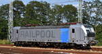 Die Railpool Lok  6193 088  [NVR-Nummer: 91 80 6193 088-2 D-Rpool], aktueller Leasingnehmer? hatte einen Tankcontainerzug zur Übergabe an das Werk  BASF Schwarzheide gebracht (es folgte