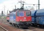 Re 421 394-8, 16.04.11 Bhf.