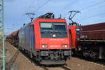 Re 482 035-3 für Raildox mit Düngerzug (leer) am 22.03.17 Bf.