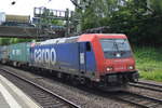 LOCON LOGISTIK & CONSULTING AG mit der Re 482 039-5 und Containerzug am 20.06.17 Einfahrt Hambuger Hafen im Bf. Hamburg-Harburg.