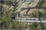 Zwei  L�tschberger  nach Spiez kurz nach der  Raner-Krumme  der BLS S�drampe.