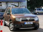 Er sieht gut aus und ist einer der preiswertesten SUV im Moment auf dem Markt, leider im Bereich Sicherheit mit gro�en M�ngeln getestet, der neue DACIA DUSTER dCi, also im Bild die Dieselvariante, 30.05.11 Berlin-Prenzl.Berg. 